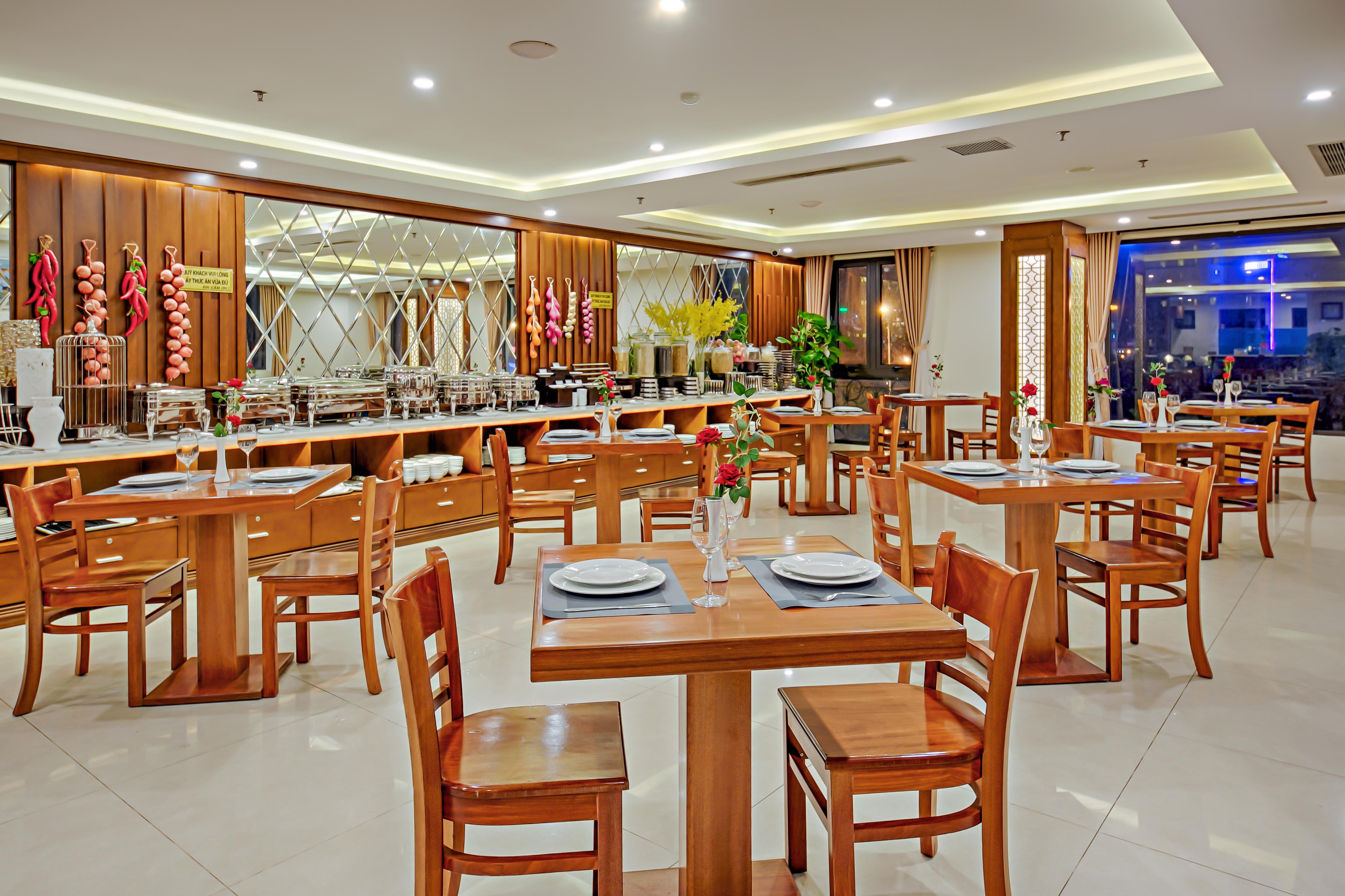 Delicate Hotel Da Nang Esterno foto