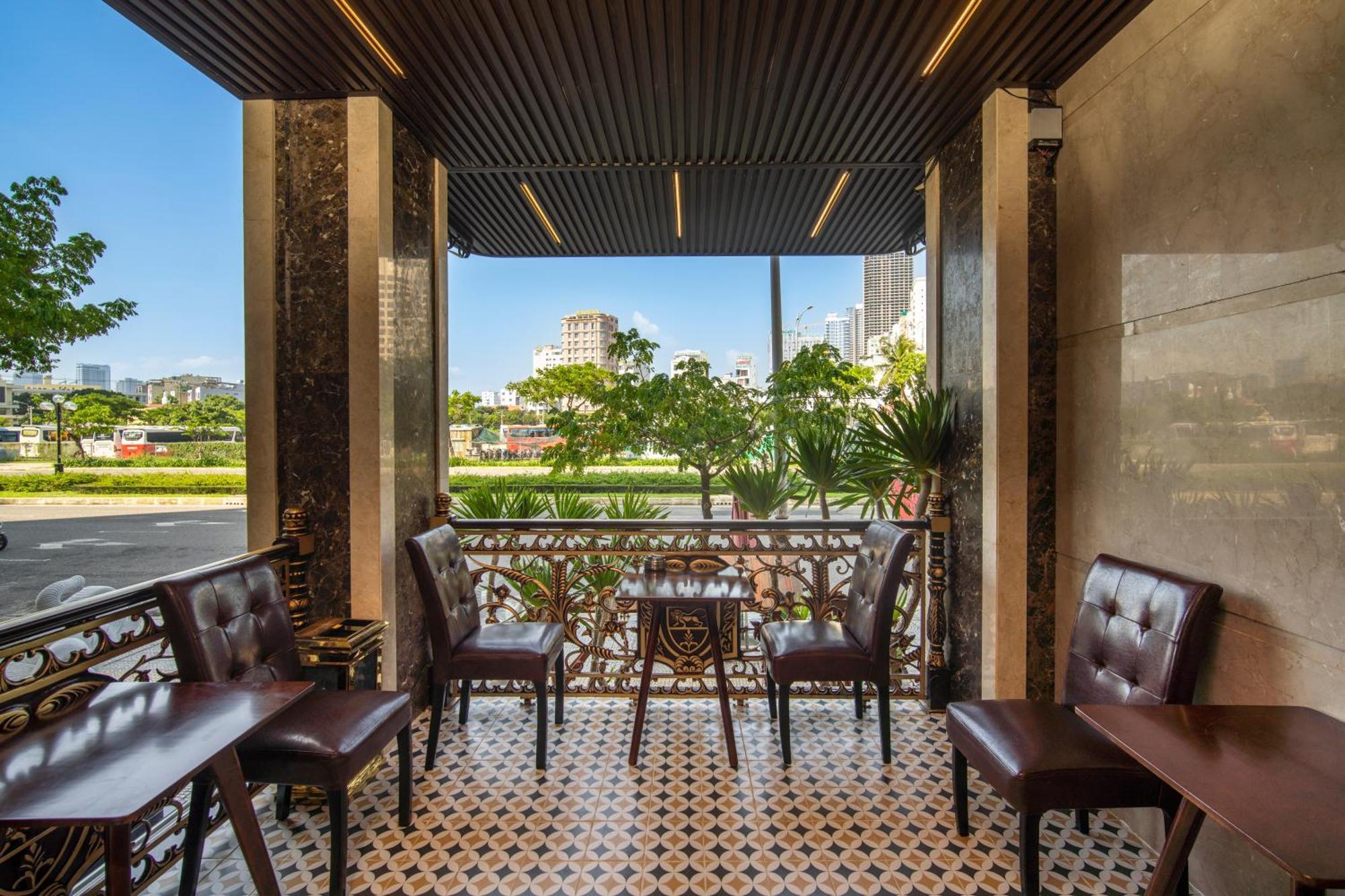 Delicate Hotel Da Nang Esterno foto